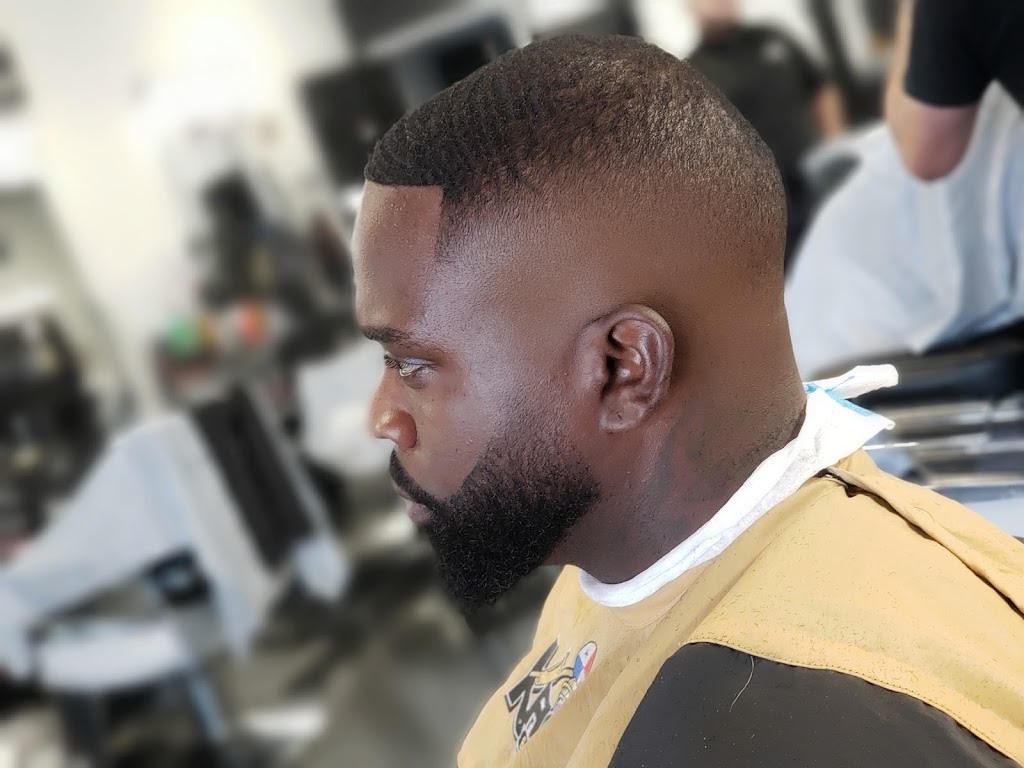 Ektor The BARBER | 10827 Bloomingdale Ave, Riverview, FL 33578, USA | Phone: (787) 341-0628