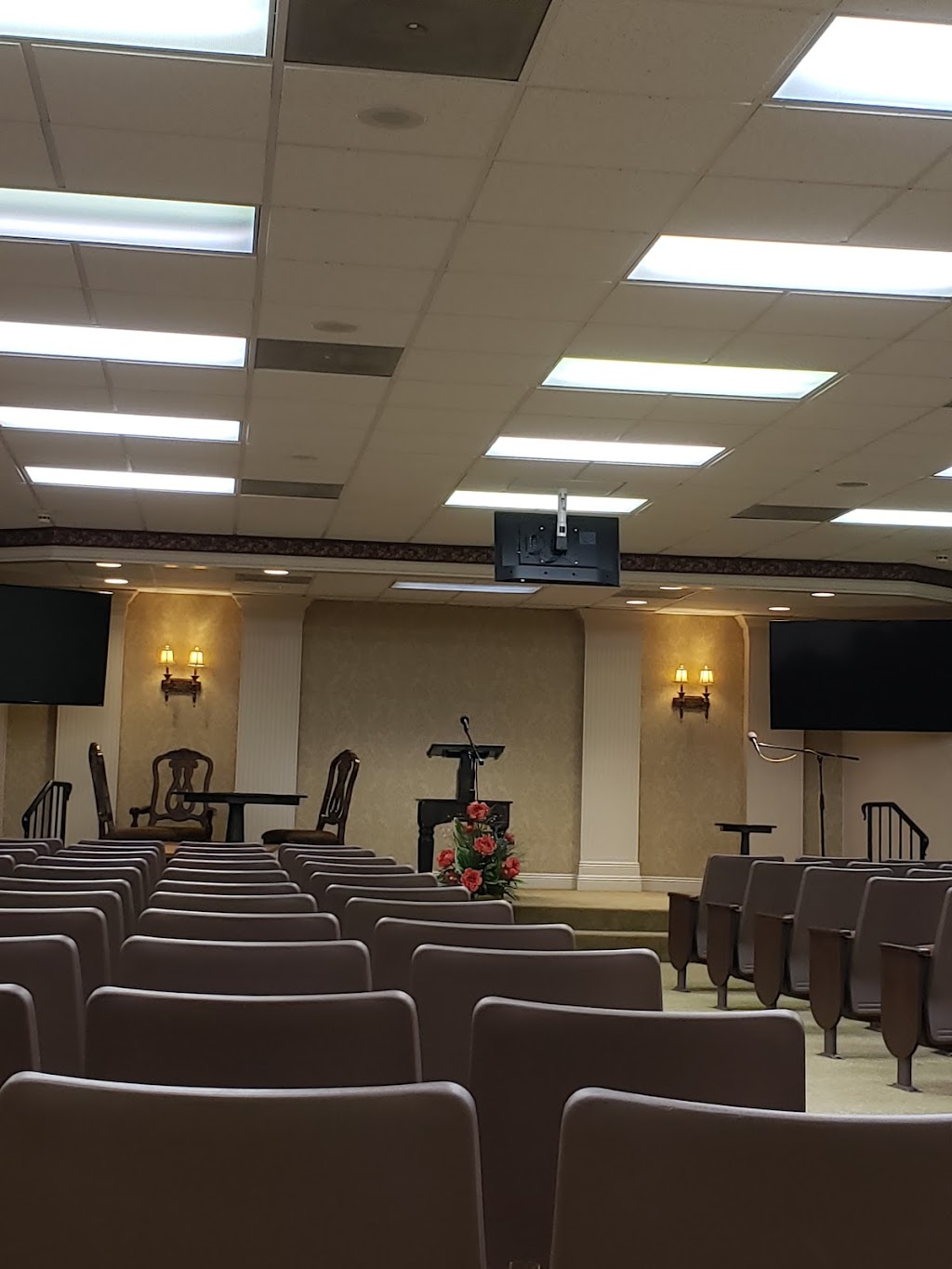 Kingdom Hall of Jehovahs Witnesses | 9024 W Metairie Ave, Metairie, LA 70003, USA | Phone: (504) 469-6734