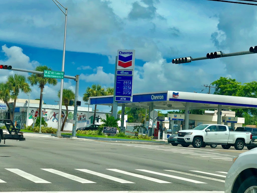 Chevron | 6690 SW 40th St, Miami, FL 33155, USA | Phone: (305) 667-0732