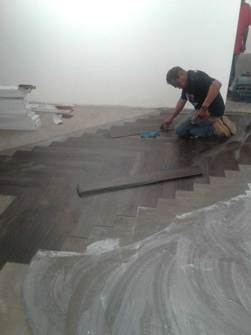 Jasol Floor Covering Inc | 4211 13th Ave, Brooklyn, NY 11219, USA | Phone: (718) 851-7666