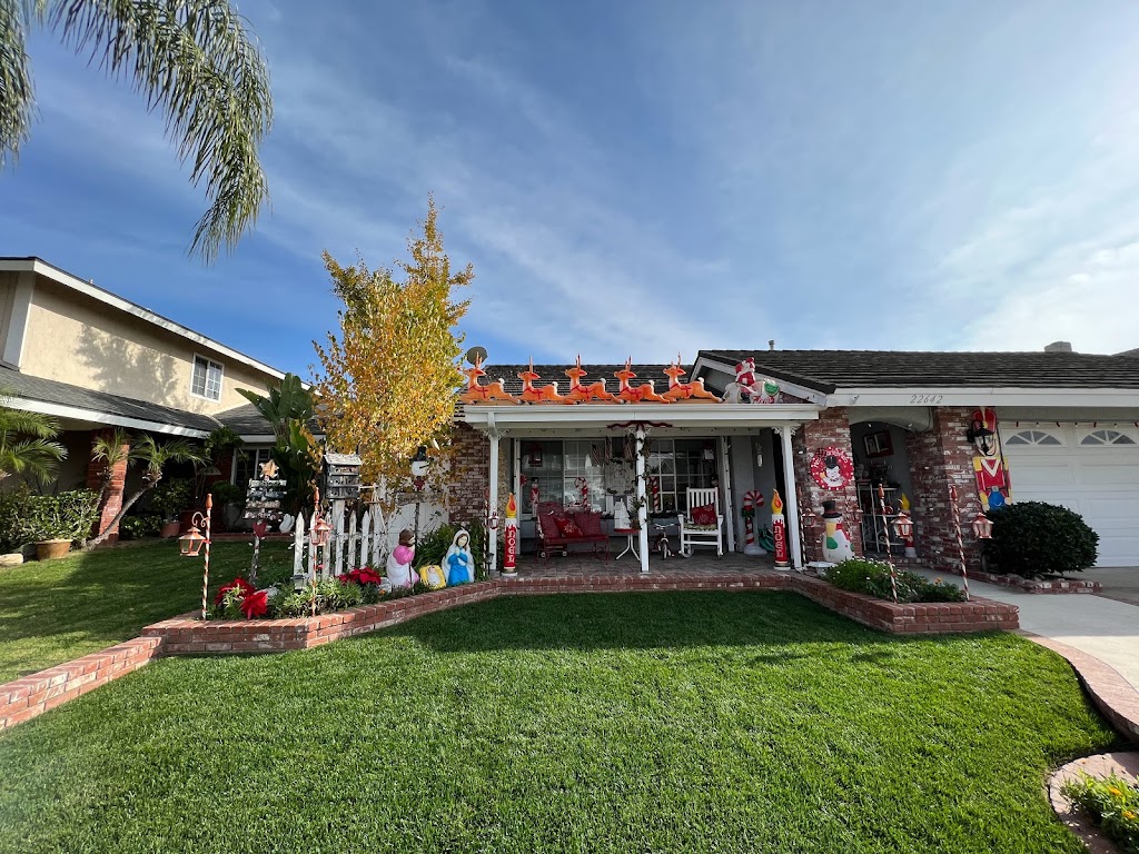 Cherry Park | 22651 Cherry Ave, Lake Forest, CA 92630, USA | Phone: (949) 461-3400