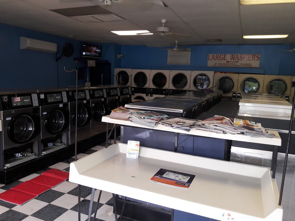 Mandeville Laundromat | 1848 Florida St, Mandeville, LA 70448, USA | Phone: (985) 626-1869