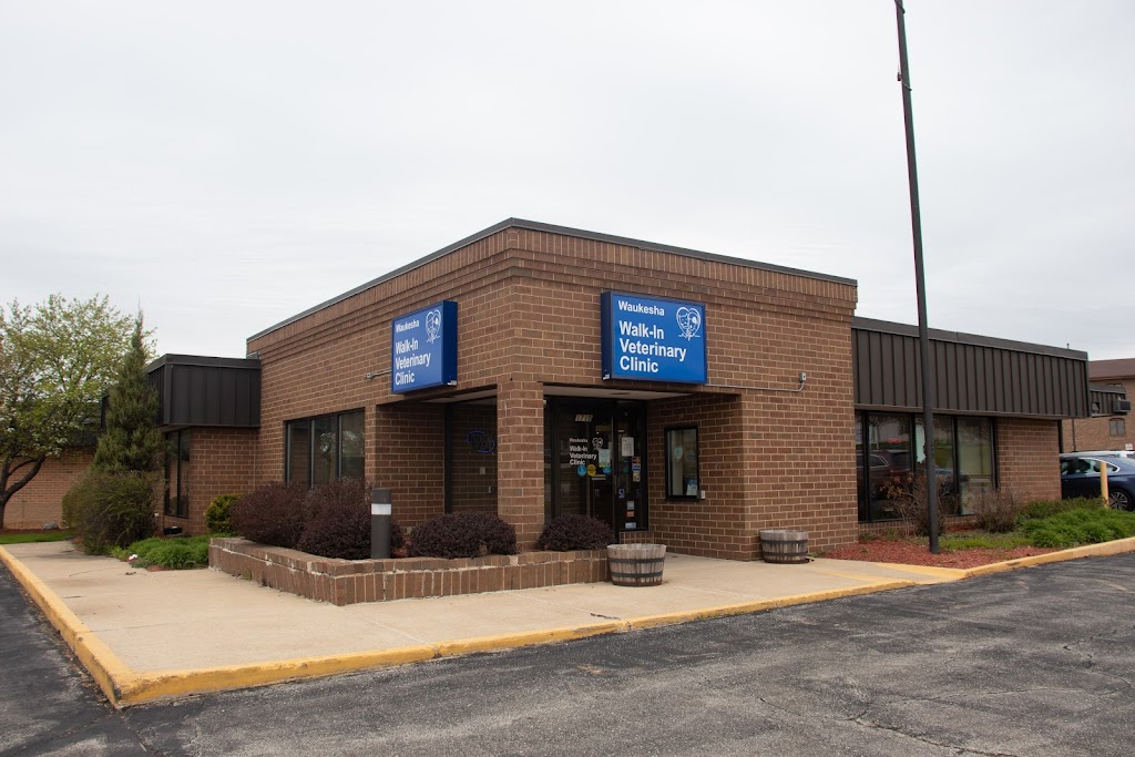 Waukesha Walk-in Vet Clinic | 1710 Paramount Dr, Waukesha, WI 53186 | Phone: (262) 549-2000