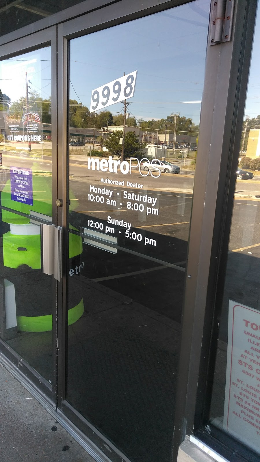 Metro by T-Mobile | 9998 W Florissant Ave, St. Louis, MO 63136, USA | Phone: (314) 833-7776