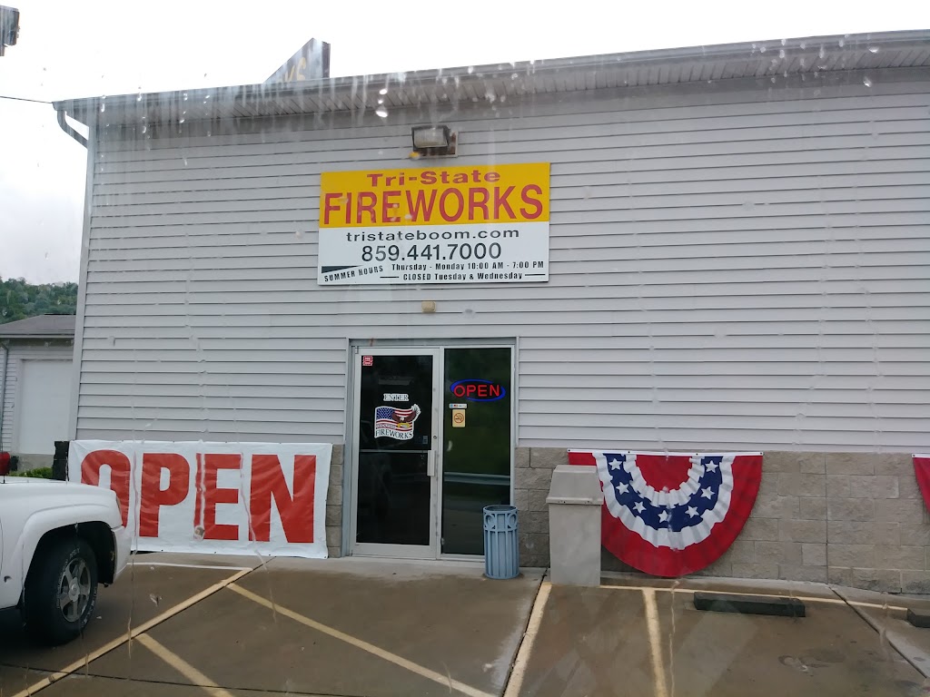 Tri-State Fireworks | 1020 Town Dr, Wilder, KY 41076, USA | Phone: (859) 441-7000