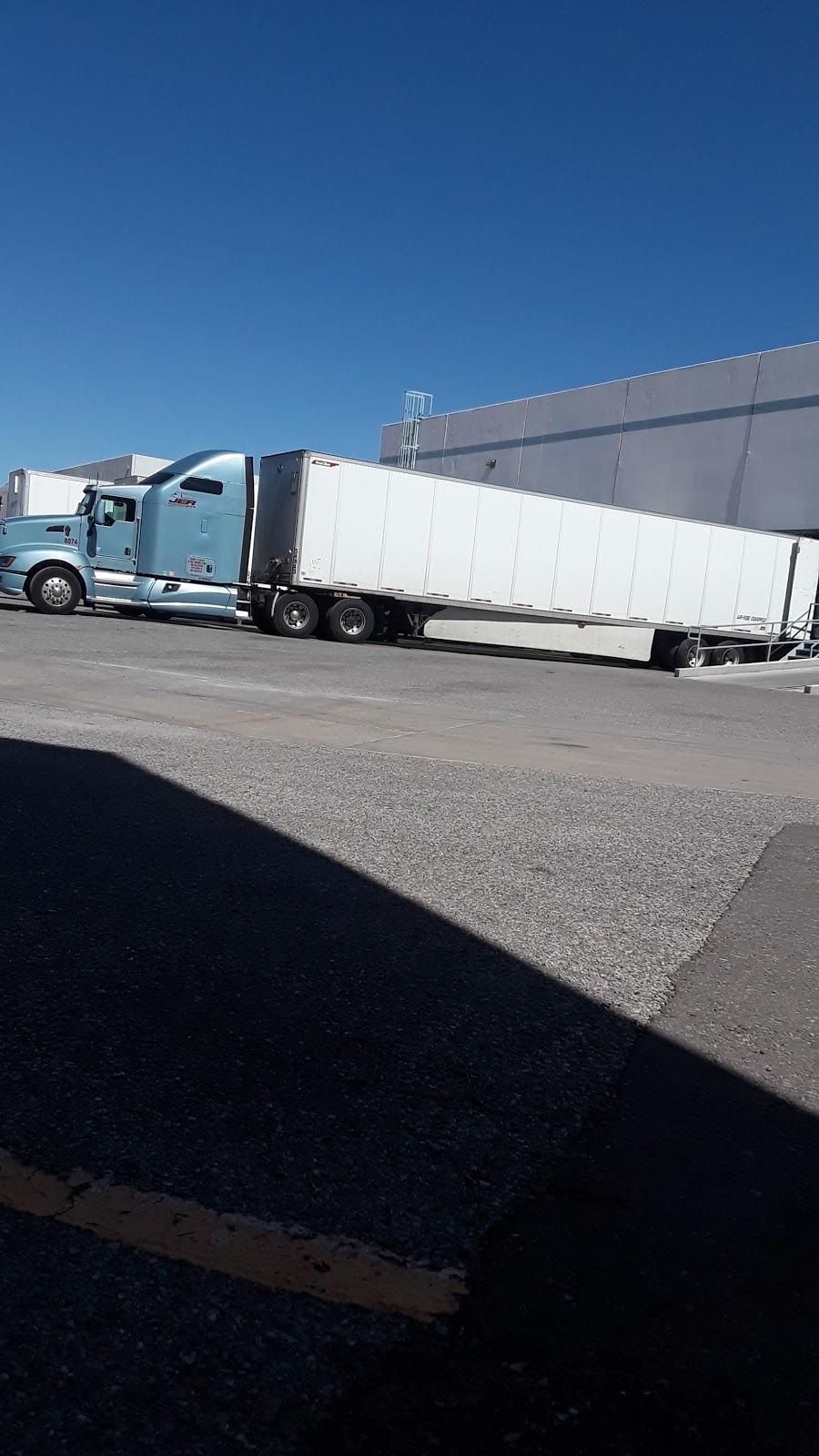 JER Transport LLC. | 14724 Las Colonias Rd, El Paso, TX 79928, USA | Phone: (915) 704-1952