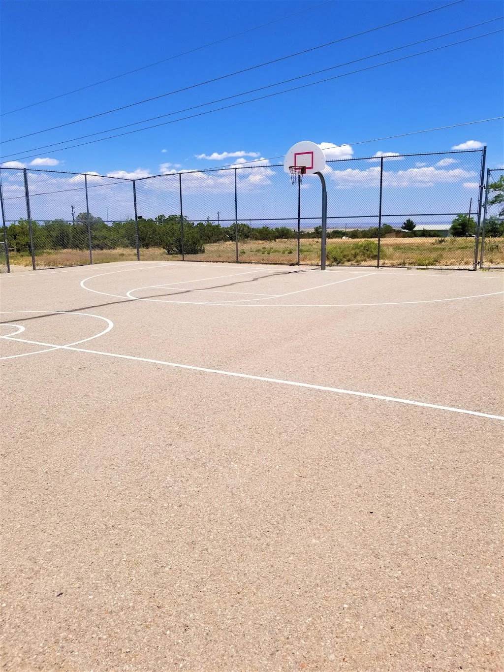 Bassett Park | 27 E Frontage Rd, Edgewood, NM 87015, USA | Phone: (505) 286-4518