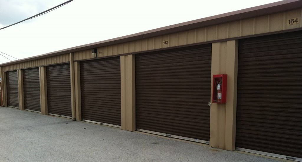 Perrysburg Self Storage | 8272 Fremont Pike, Perrysburg, OH 43551, USA | Phone: (419) 874-7738