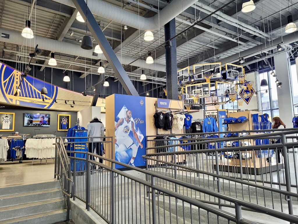 Warriors Shop | 151 Warriors Way Suite 106, San Francisco, CA 94158, USA | Phone: (415) 431-7012