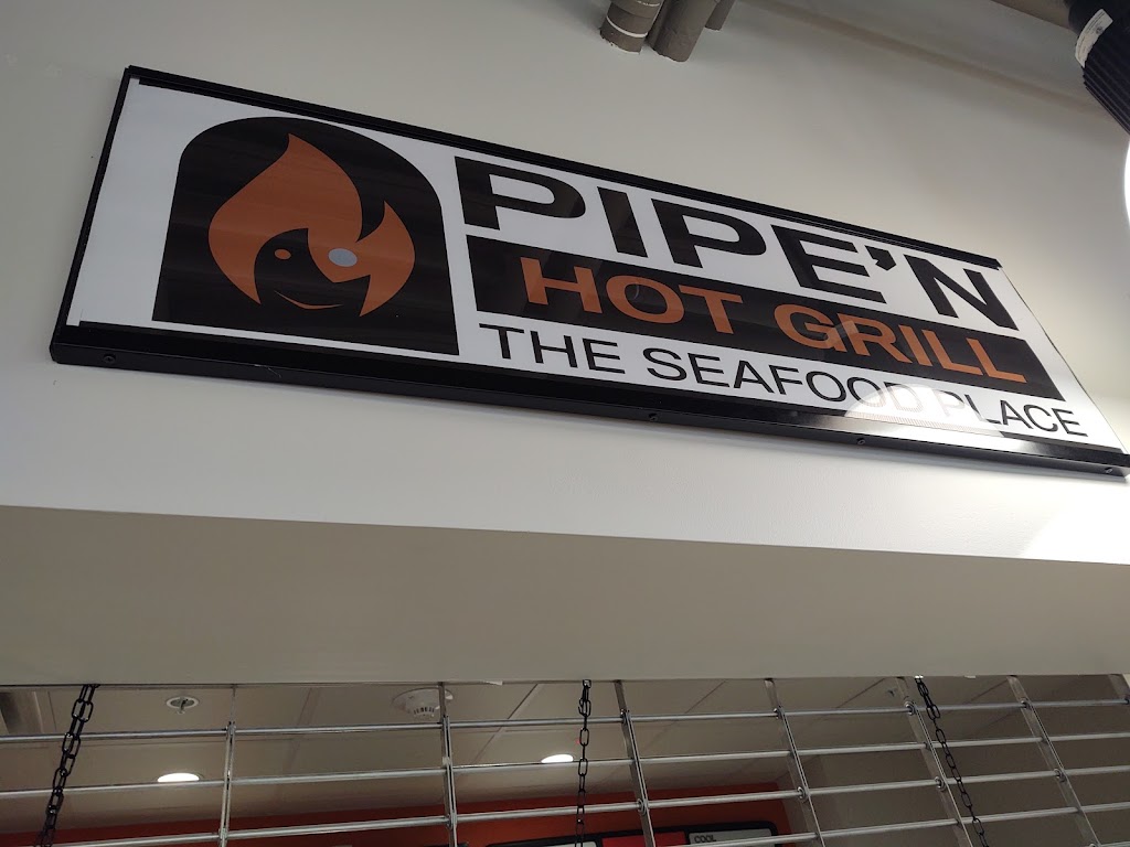 PipeN Hot Grill - restaurant  | Photo 8 of 10 | Address: 1400 E 105th St, Cleveland, OH 44106, USA | Phone: (216) 795-5250