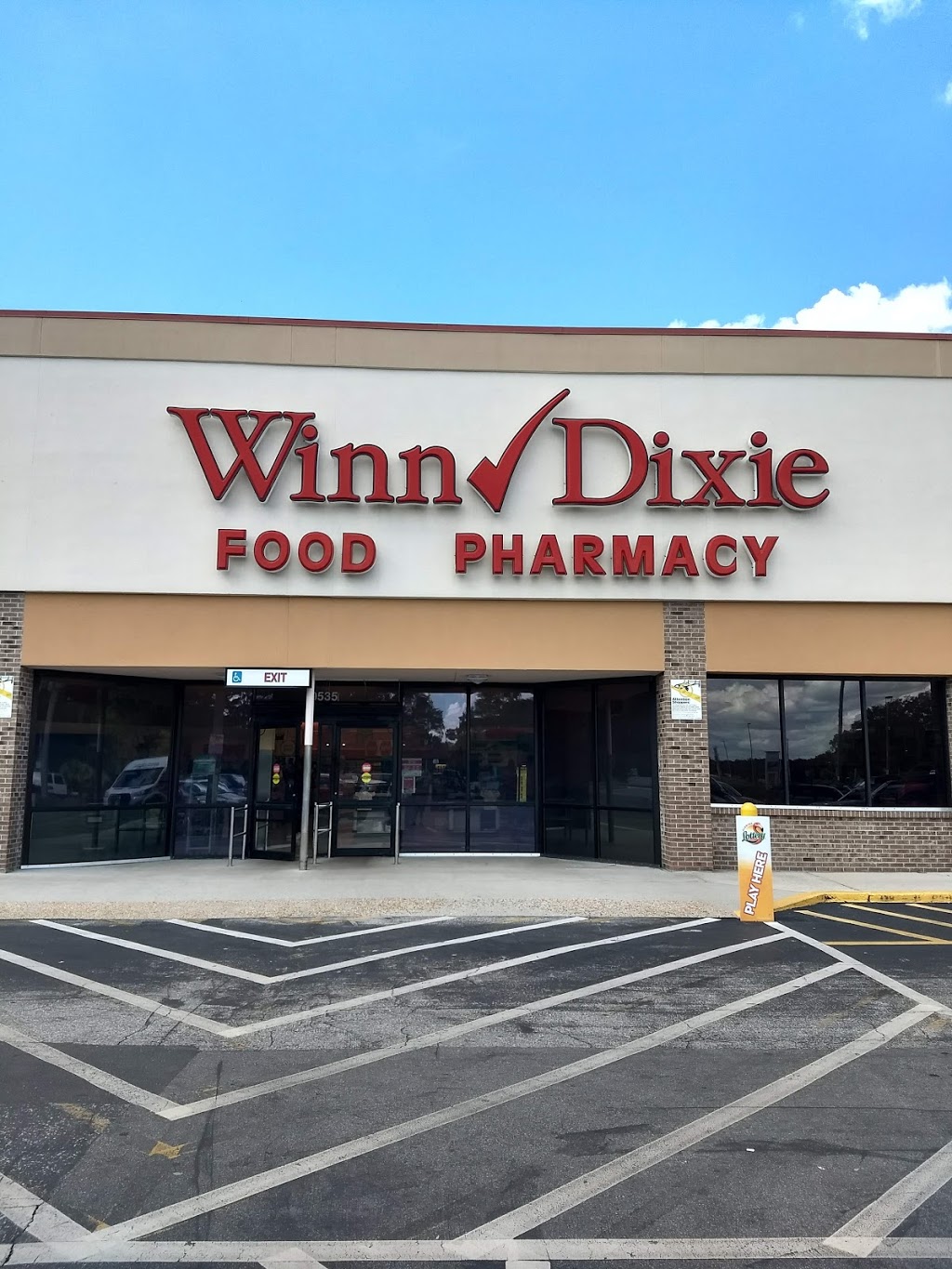 Winn-Dixie Pharmacy | 9535 E Fowler Ave, Thonotosassa, FL 33592, USA | Phone: (813) 986-8027