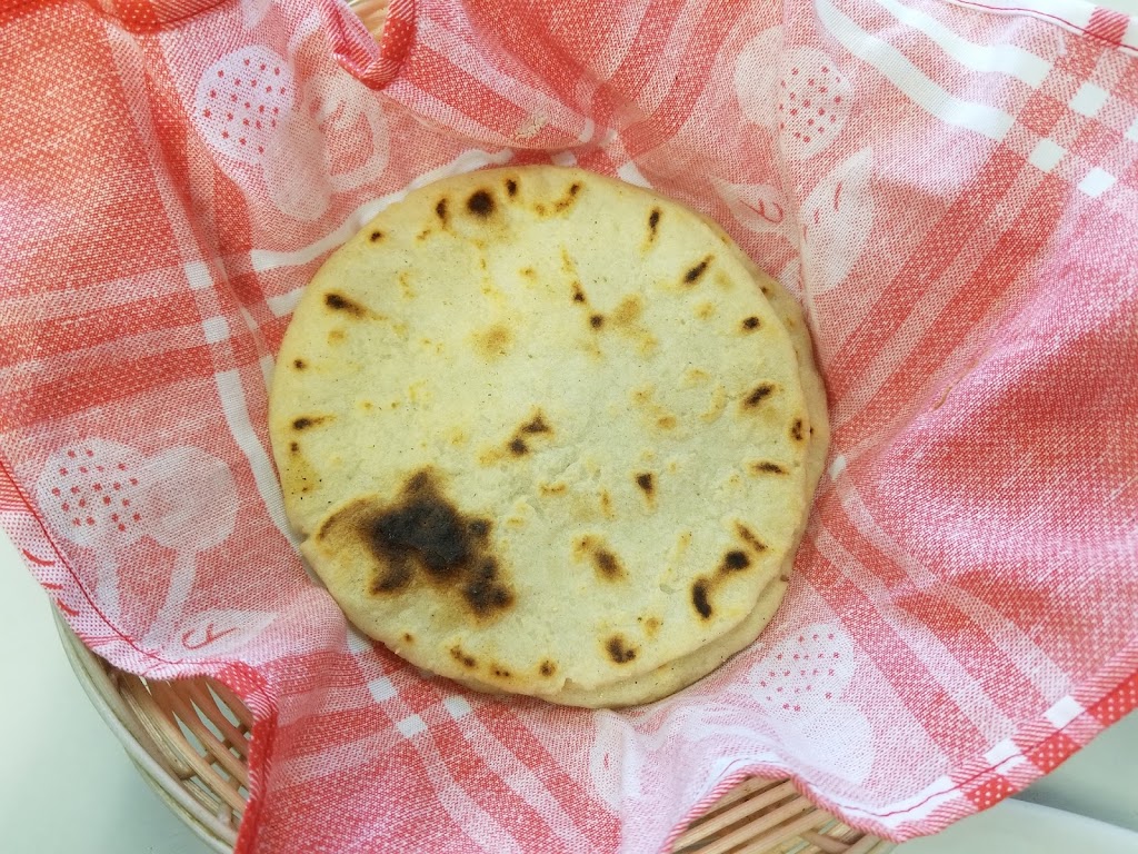 El Rey Salvadoreño restaurant | 192 N Highland Ave, Ossining, NY 10562, USA | Phone: (914) 373-2303