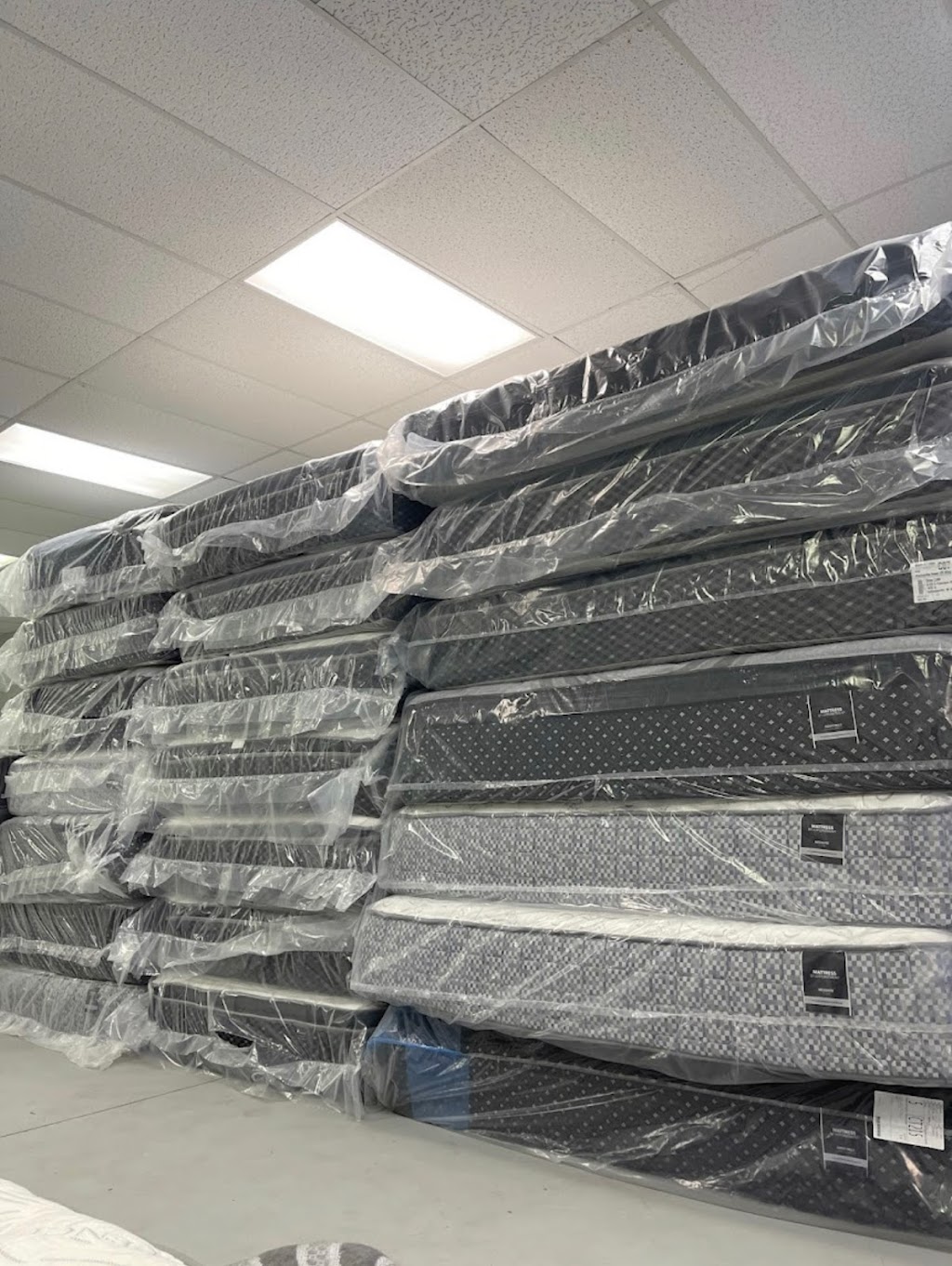Mattress By Appointment Sellersburg | 318 Hunter Station Rd, Sellersburg, IN 47172, USA | Phone: (502) 727-6257