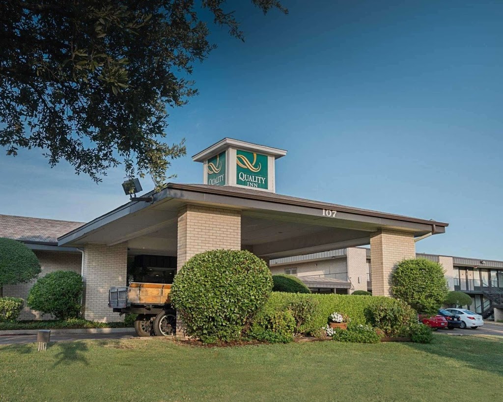 Quality Inn | 107 Chamber of Commerce Dr, Ennis, TX 75119, USA | Phone: (972) 875-9641