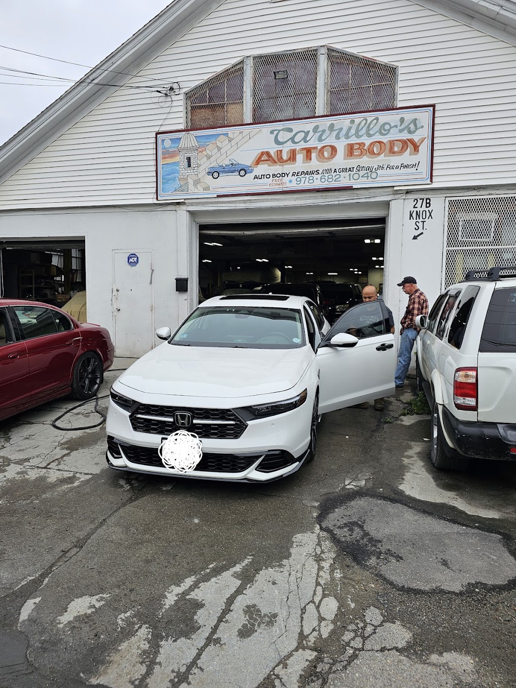 Carrillos Auto Body | 27 Knox St B, Lawrence, MA 01841, USA | Phone: (978) 682-1040