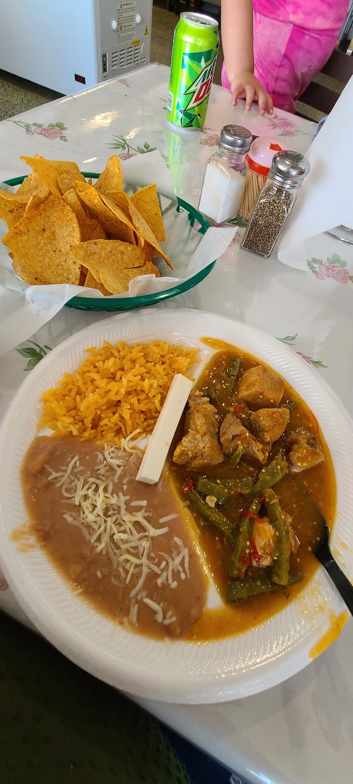 La Tia y El Gordo mexican food | 813 Castle Dr, Garland, TX 75040, USA | Phone: (469) 626-0213