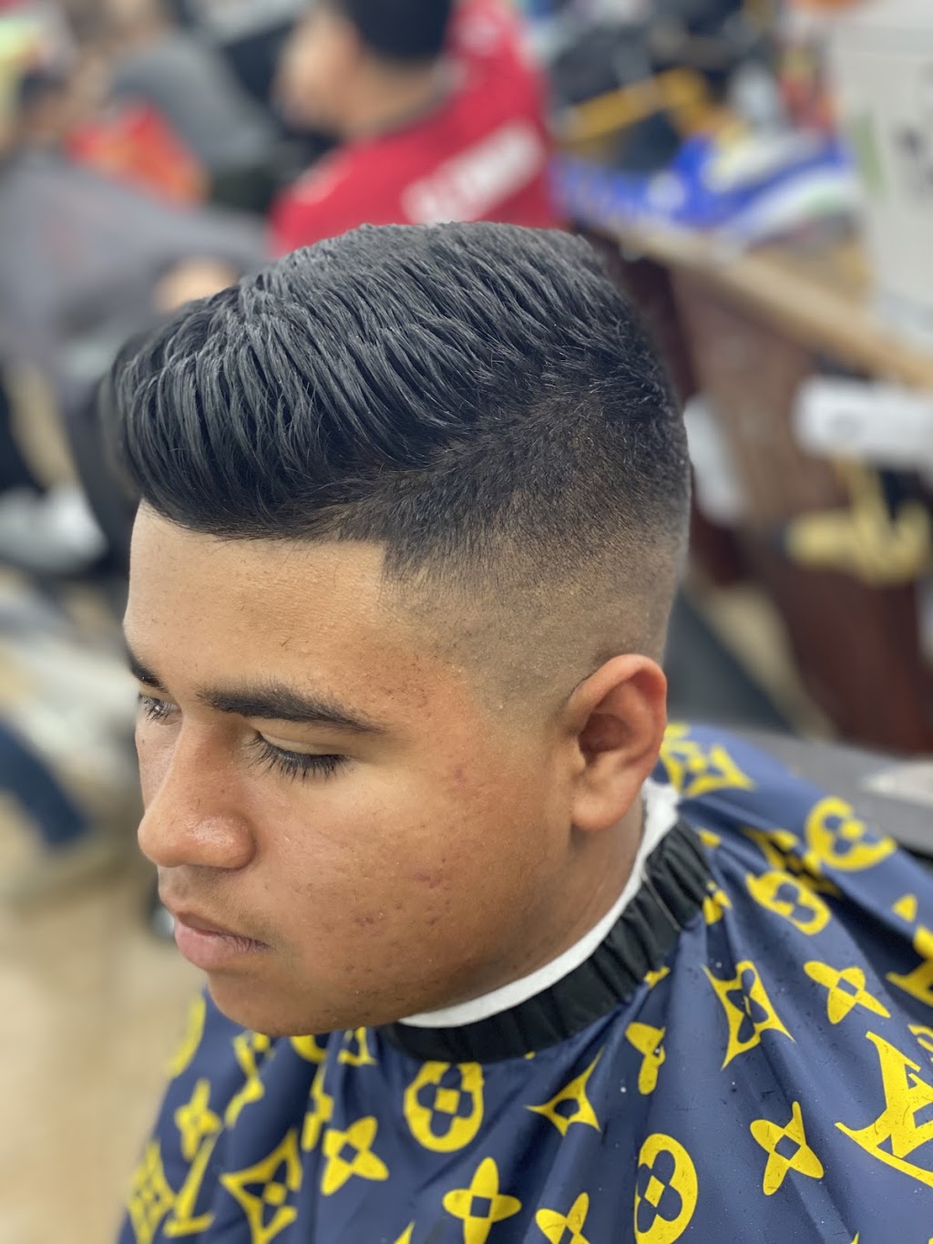 Top of the Line Barber Shop / La Mejor Barberia | 3438 17th St, Sarasota, FL 34235, USA | Phone: (941) 312-4981