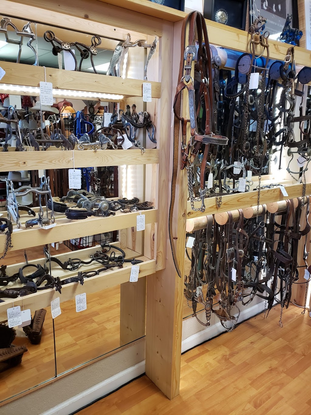 Mane Street Tack | 14 E Main St, Ione, CA 95640, USA | Phone: (209) 790-5146