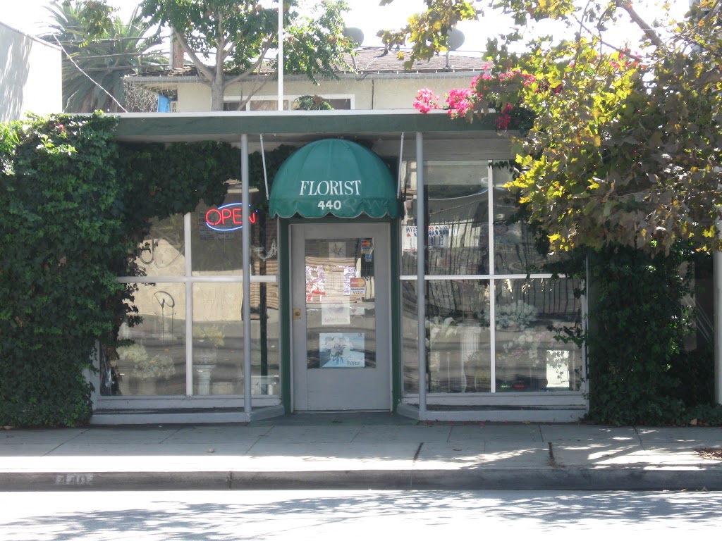 Carols Pomona Valley Florist | 440 W Holt Ave, Pomona, CA 91768, USA | Phone: (909) 629-3203