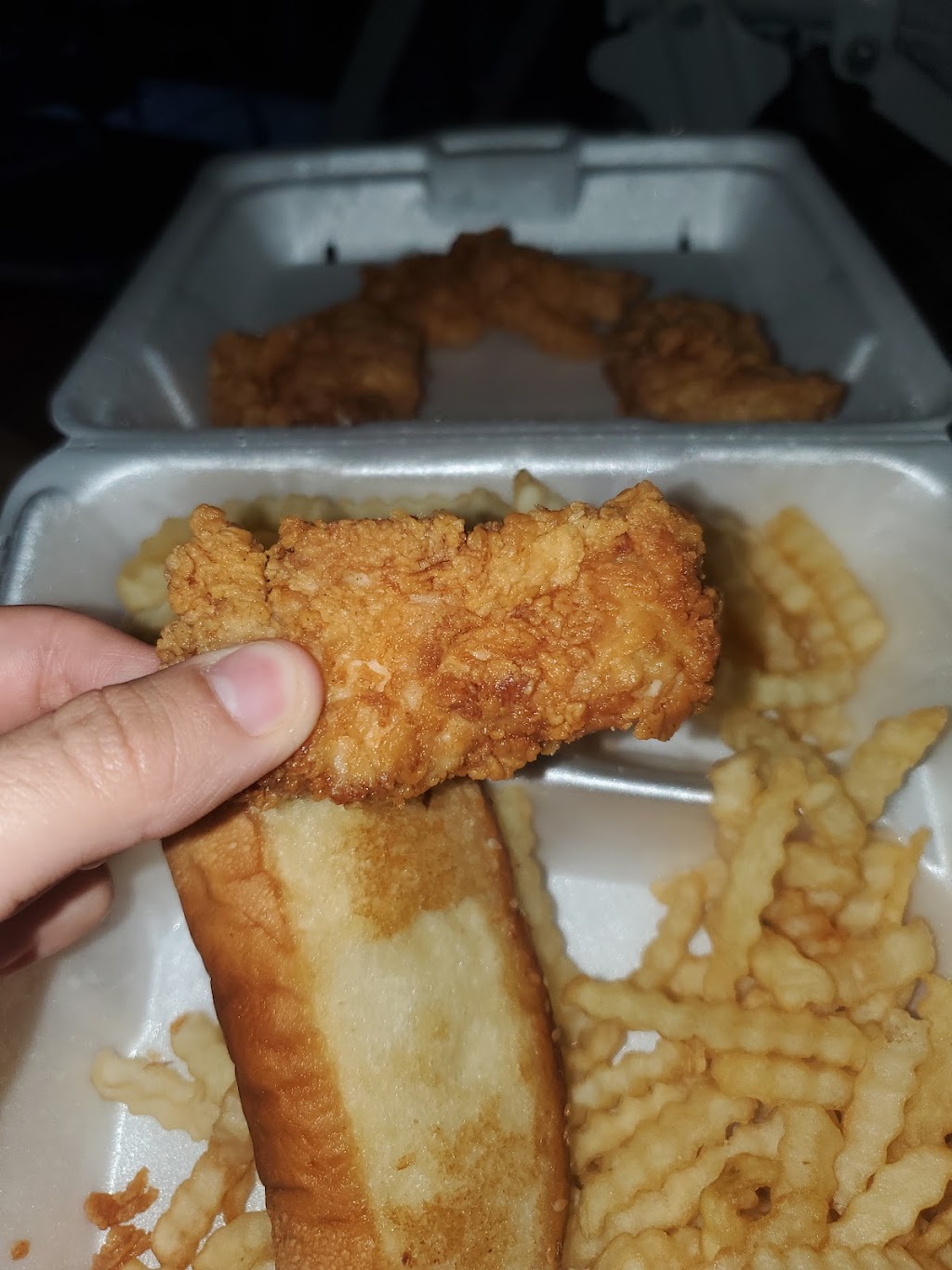 Raising Canes Chicken Fingers | 2715 W Peoria Ave, Phoenix, AZ 85029, USA | Phone: (602) 795-3550