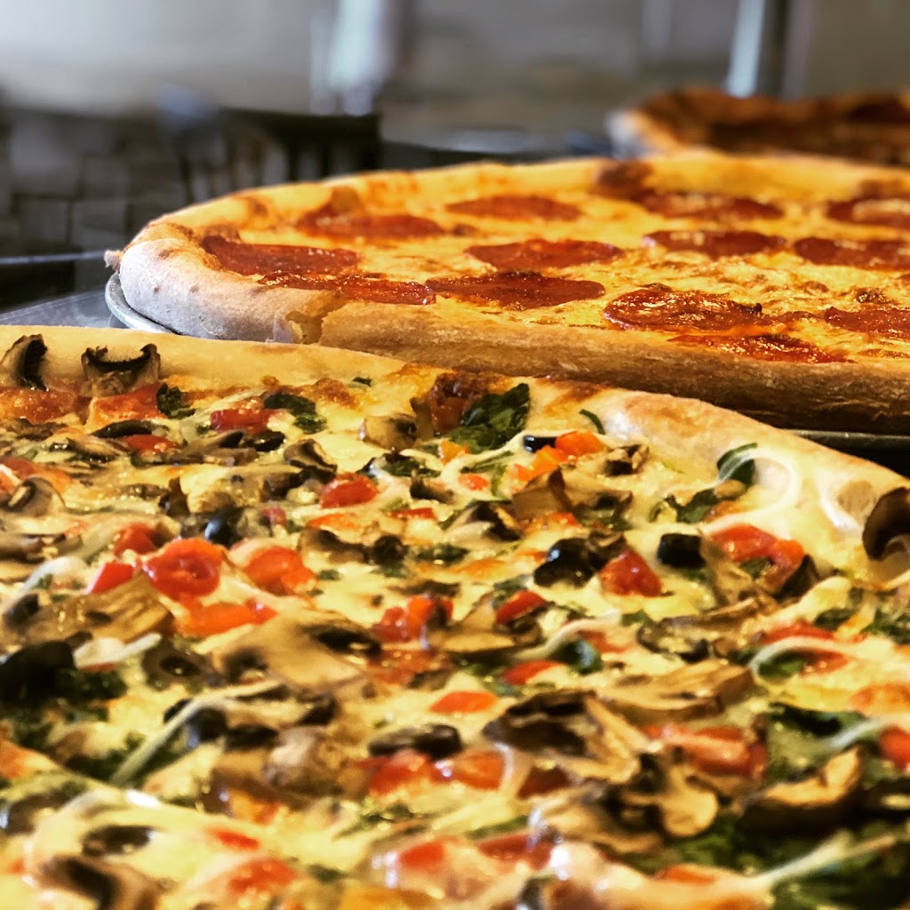 Vincenzas Pizzeria | 9950 Jones Bridge Rd #1100, Johns Creek, GA 30022 | Phone: (770) 777-9799