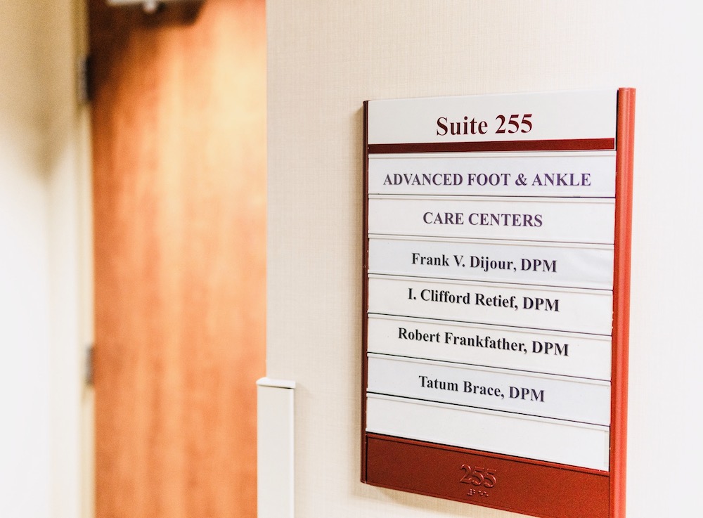 Advanced Foot & Ankle of Smyrna | 300 StoneCrest Boulevard # 255, Smyrna, TN 37167, USA | Phone: (615) 220-2982