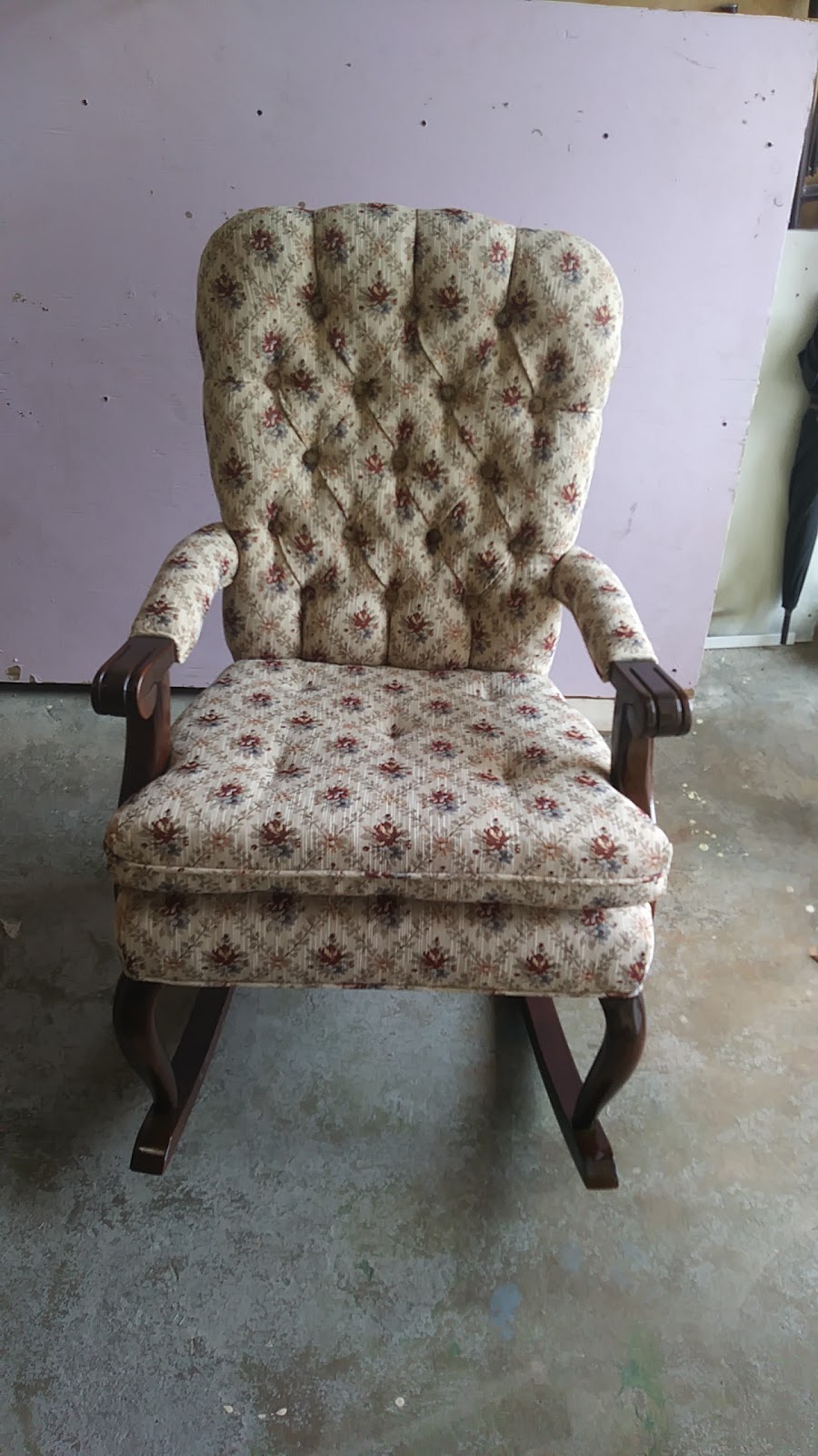 A&M Custom Upholstery llc | 140 Hendrickson Ave, Lynbrook, NY 11563, USA | Phone: (516) 400-9148