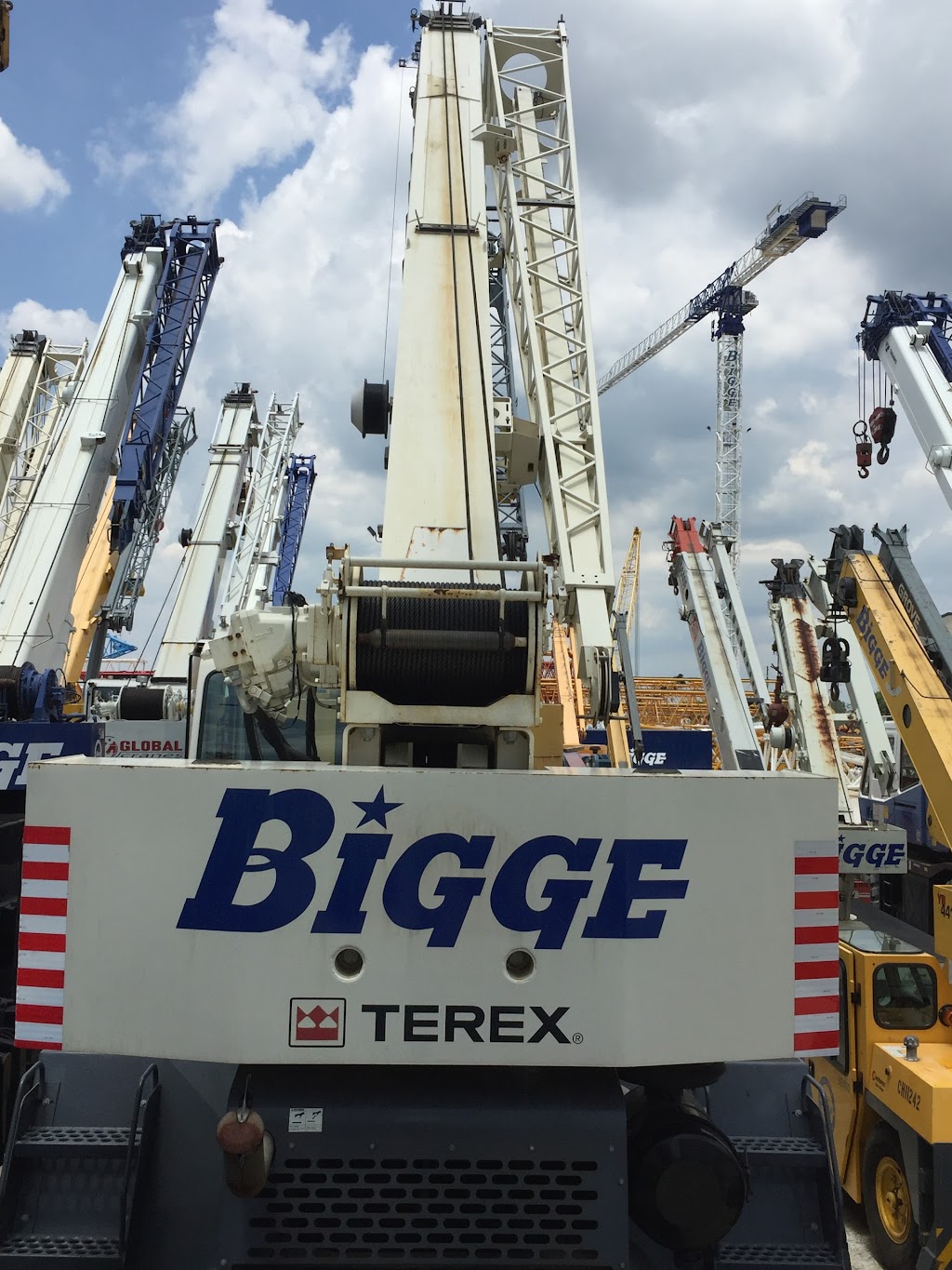 Bigge Crane and Rigging Co. | 8300 McHard Rd, Houston, TX 77053, USA | Phone: (713) 352-6832