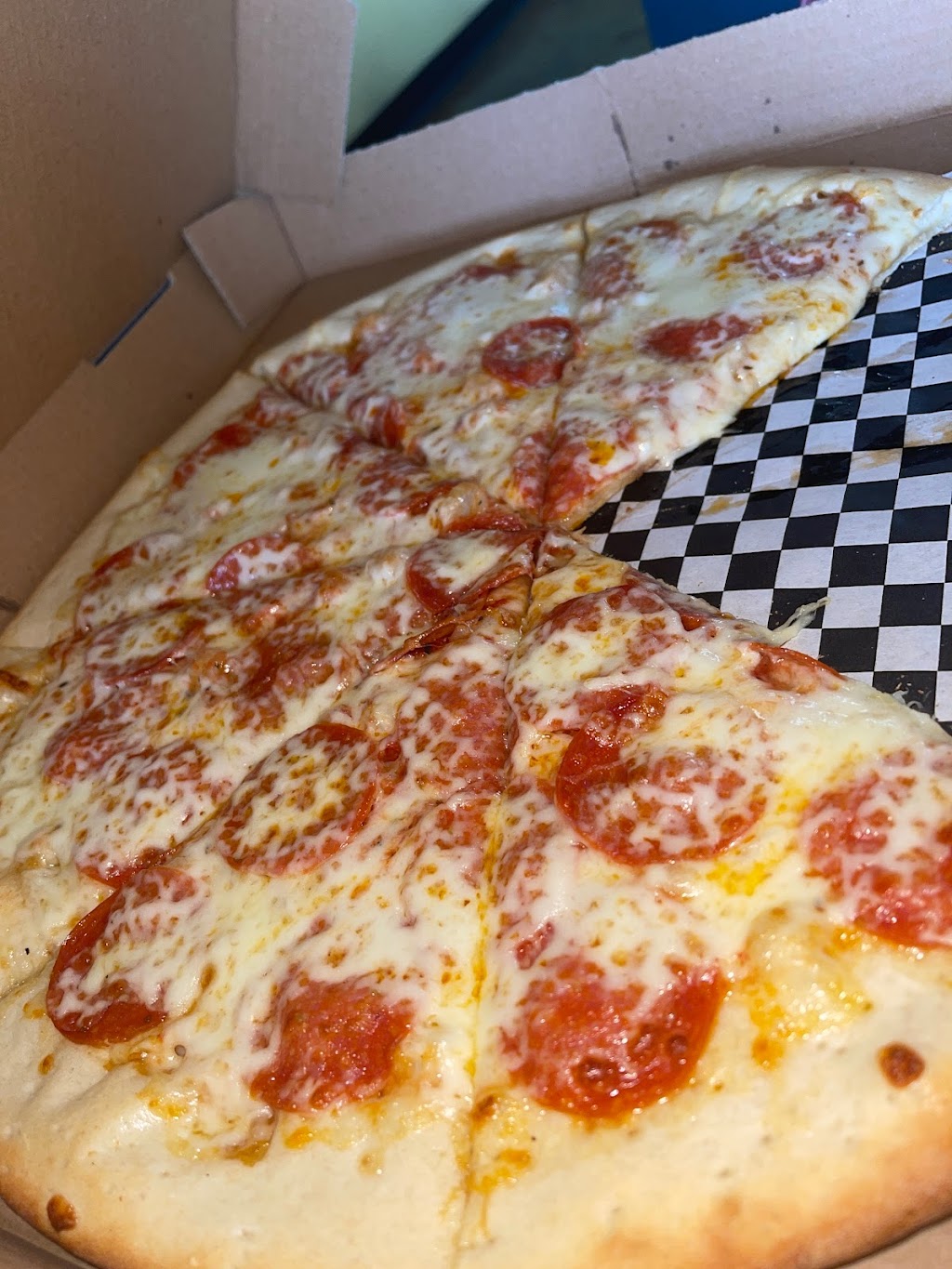 Paparazzi Pizza | 2145 N Josey Ln # 114, Carrollton, TX 75006, USA | Phone: (972) 820-8686