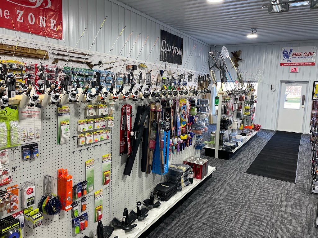 Country Bait & Tackle | 127 N Main St, Wolcottville, IN 46795, USA | Phone: (260) 854-3474