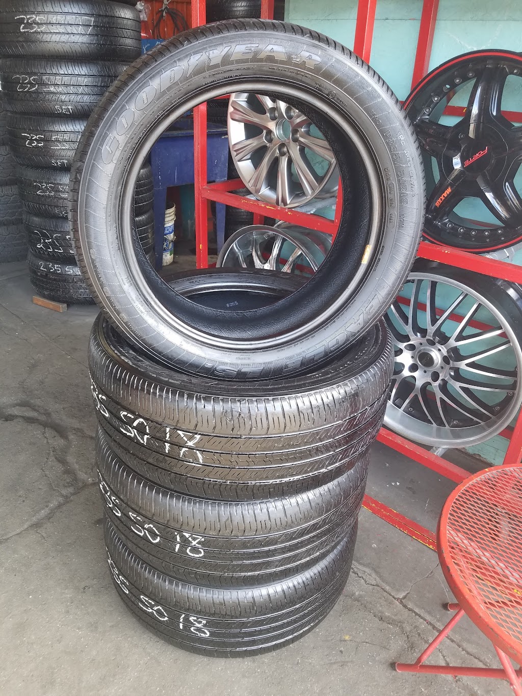 La Promesa Tires | 8024 S Western Ave, Los Angeles, CA 90047, USA | Phone: (323) 574-4040