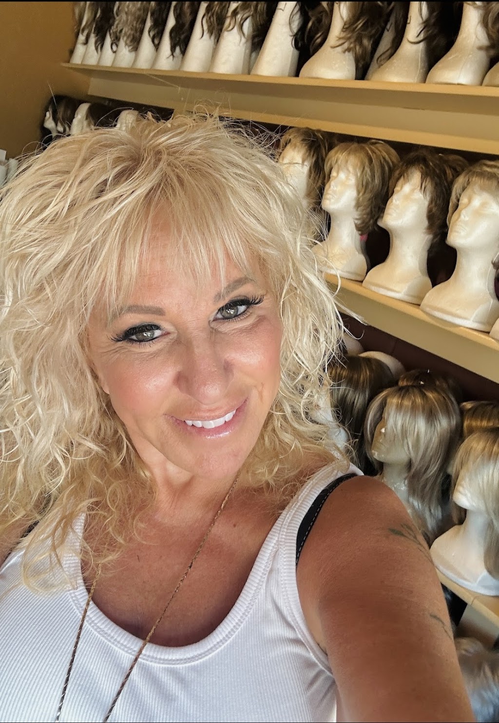 Glow Wigs | 7661 N Placita De Los Amigos, Tucson, AZ 85704, USA | Phone: (520) 576-2508