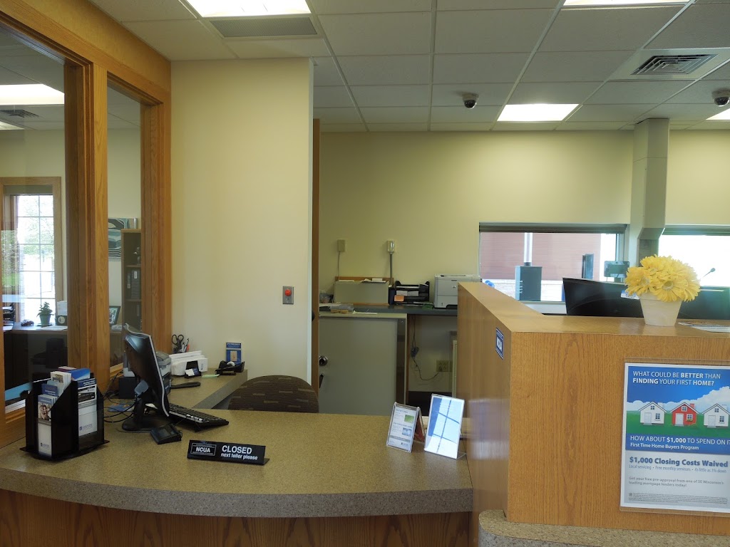 Landmark Credit Union | 3098 Reflections Drive, Hubertus, WI 53033, USA | Phone: (262) 796-4500