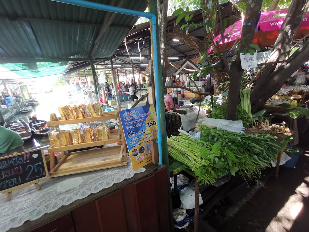 Wat Saphan Floating Market | 38 ถนน ปากน้ำกระโจมทอง Khwaeng Bang Phrom, Khet Taling Chan, Krung Thep Maha Nakhon 10170, Thailand | Phone: 085 176 1268