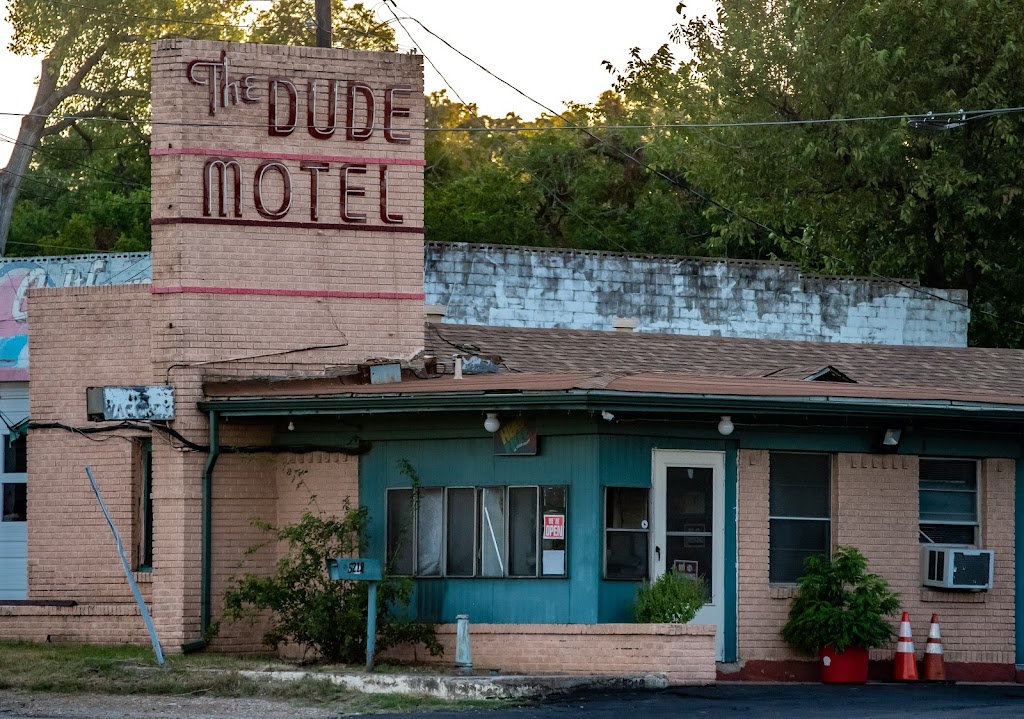 The Dude Motel | 5219 E Belknap St, Fort Worth, TX 76117, USA | Phone: (817) 831-0090