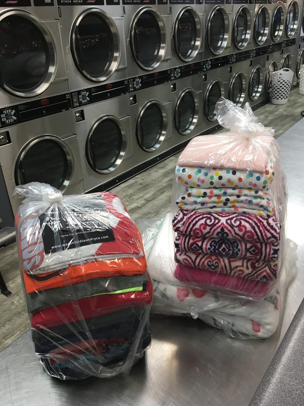 Launderland CoinOp Laundromat + Wash & Fold Laundry Co. 1907 N