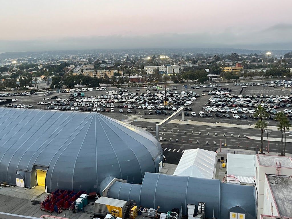 Los Angeles World Cruise Center Parking | 100 Swinford St, San Pedro, CA 90731, USA | Phone: (800) 540-7275