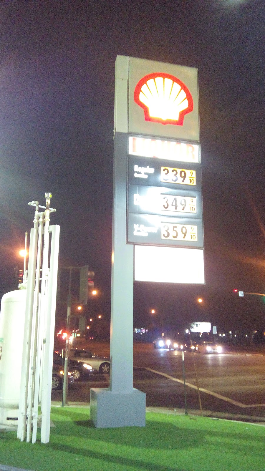 Shell | 5191 E McKinley Ave, Fresno, CA 93727, USA | Phone: (559) 251-1111