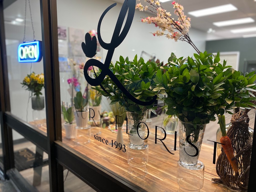 Luxury Florist | 37653 Five Mile Rd, Livonia, MI 48154, USA | Phone: (313) 818-8845