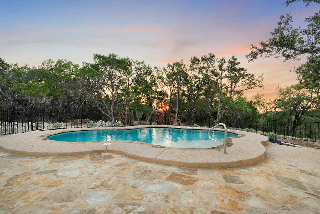 Camp David Retreat | 4451 McGregor Ln, Dripping Springs, TX 78620, USA | Phone: (800) 813-2689