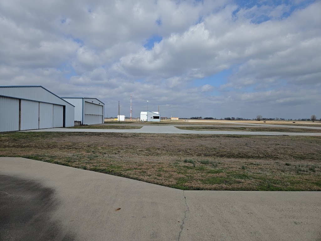 Commerce Municipal Airport | 1755 TX-50, Commerce, TX 75428, USA | Phone: (903) 886-1101