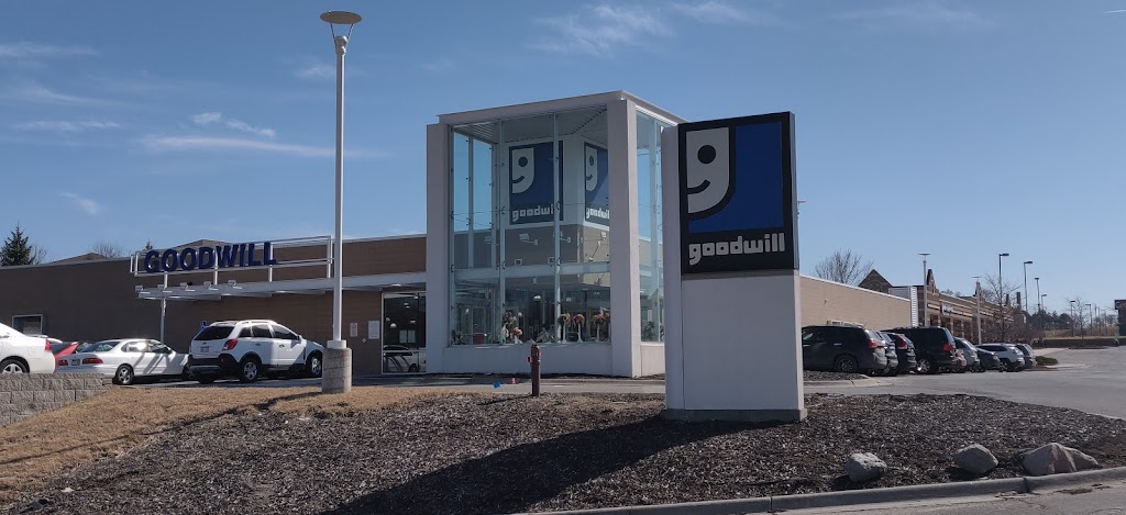 Goodwill Retail Store & Donation Center | 15455 Ruggles St, Omaha, NE 68116, USA | Phone: (402) 965-3588