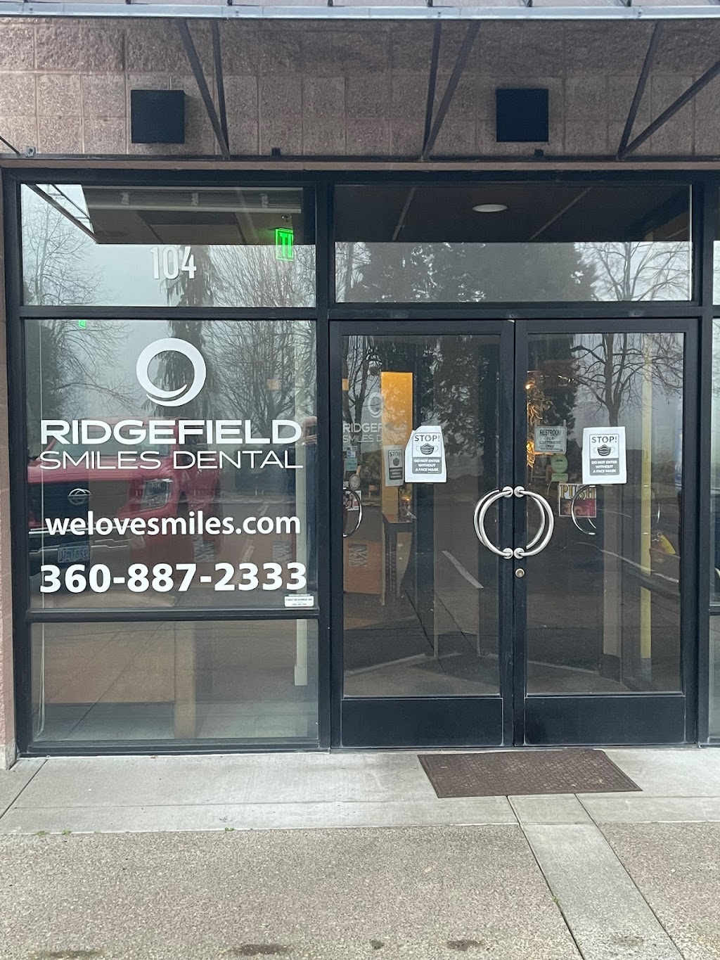 Smiles Dental Ridgefield | 109 S 65th Ave #104, Ridgefield, WA 98642 | Phone: (360) 887-2333