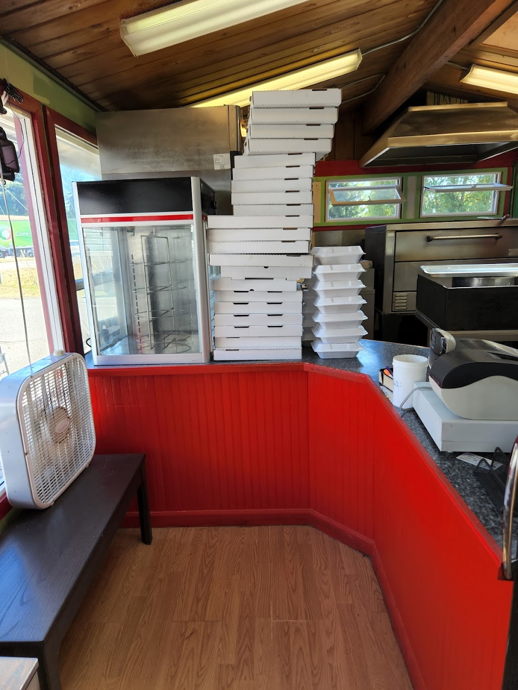 Italian Fresh Pizza | 32621 3rd Ave, Black Diamond, WA 98010 | Phone: (360) 886-5111
