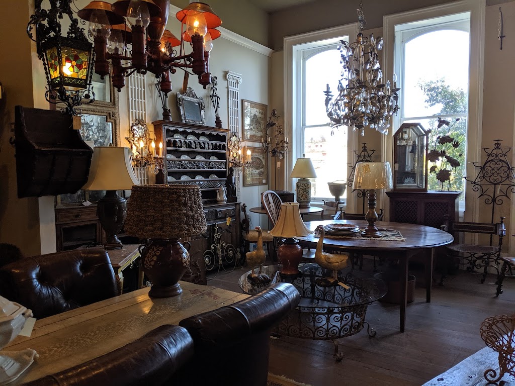 Sienna Antiques | 119 Petaluma Blvd N, Petaluma, CA 94952, USA | Phone: (707) 763-6088