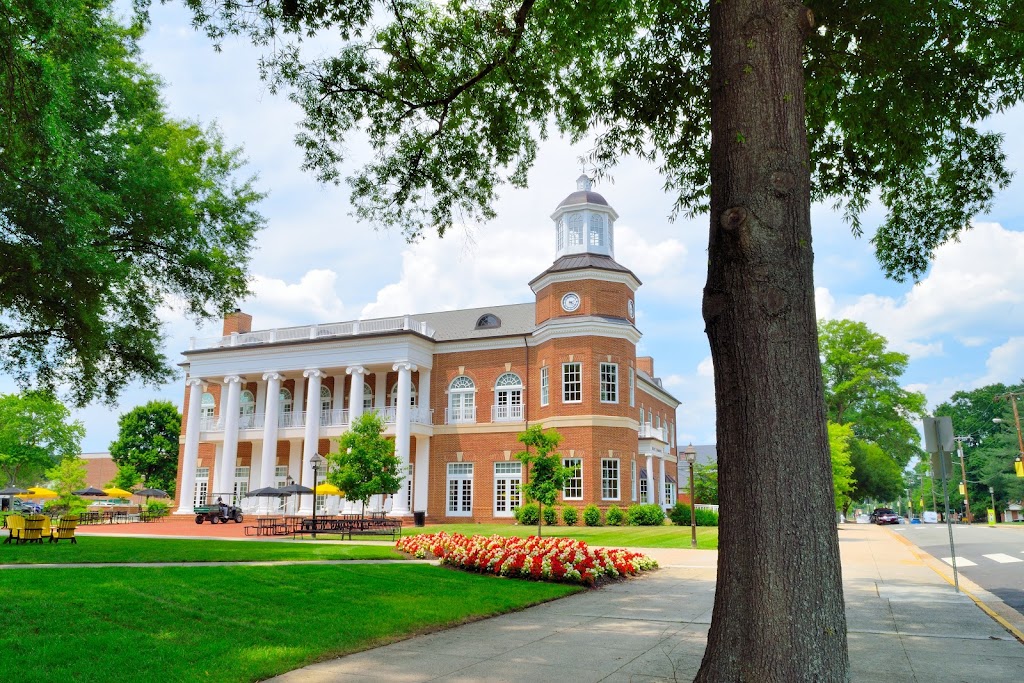 Randolph-Macon College Campus Store | 304 Henry St, Ashland, VA 23005, USA | Phone: (804) 752-7271