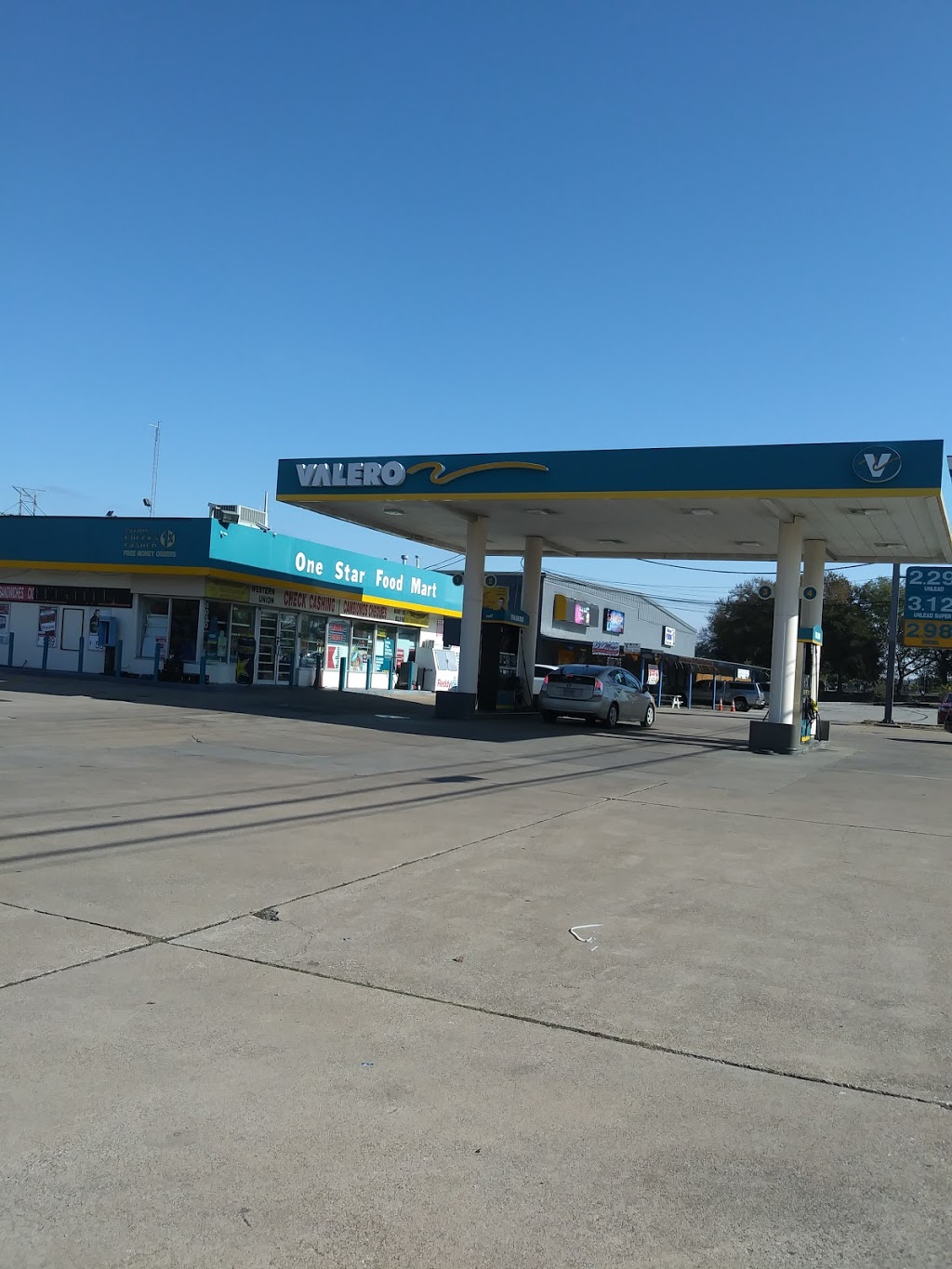 Valero | 4050 Gus Thomasson Rd, Mesquite, TX 75150, USA | Phone: (940) 627-2689