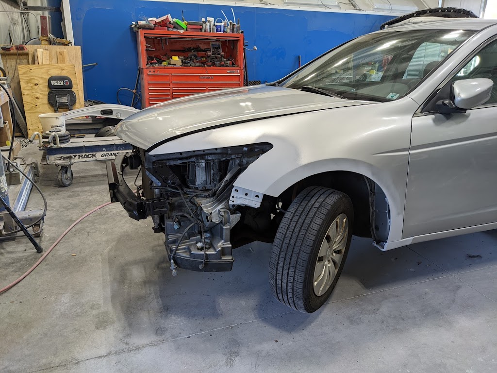 Royal Collision LLC | 14900 York Rd Bldg. Unit 1, North Royalton, OH 44133, USA | Phone: (440) 223-4242