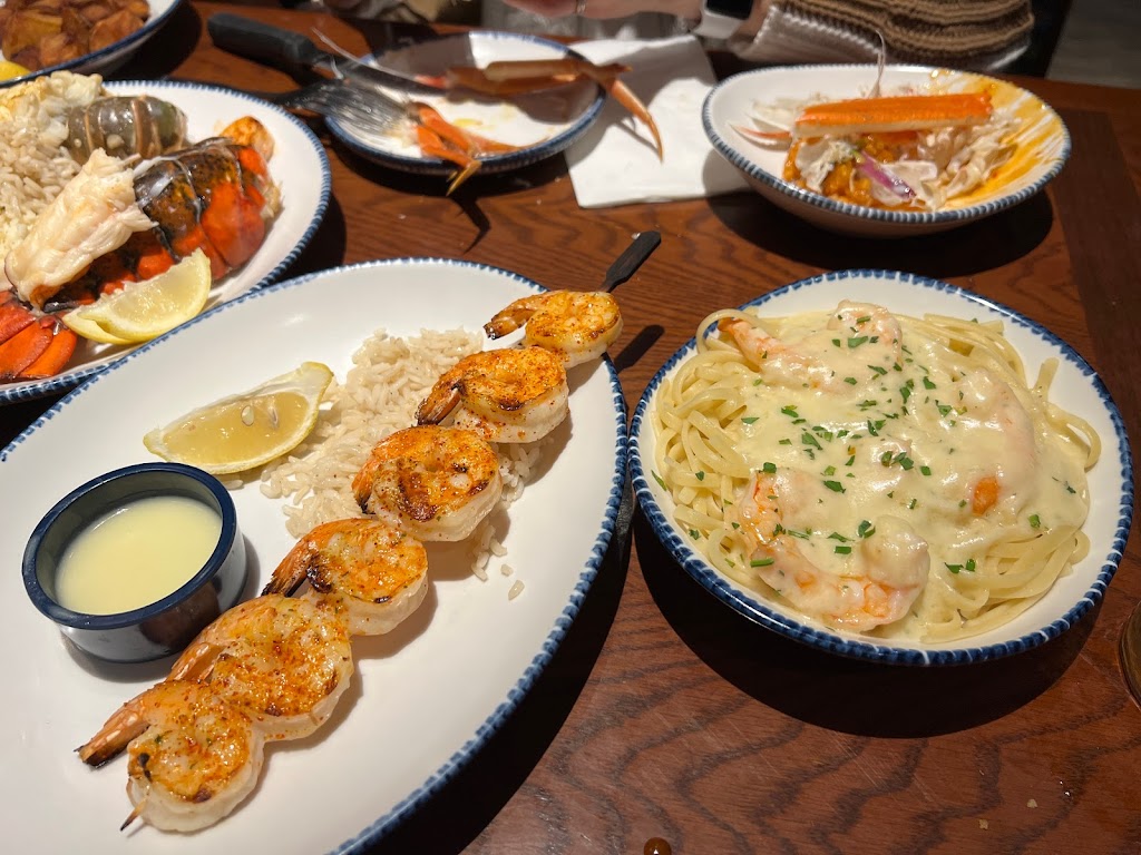 Red Lobster | MIDWAY SHOPPING CENTER, 999 Central Park Ave, Scarsdale, NY 10583, USA | Phone: (914) 472-6373