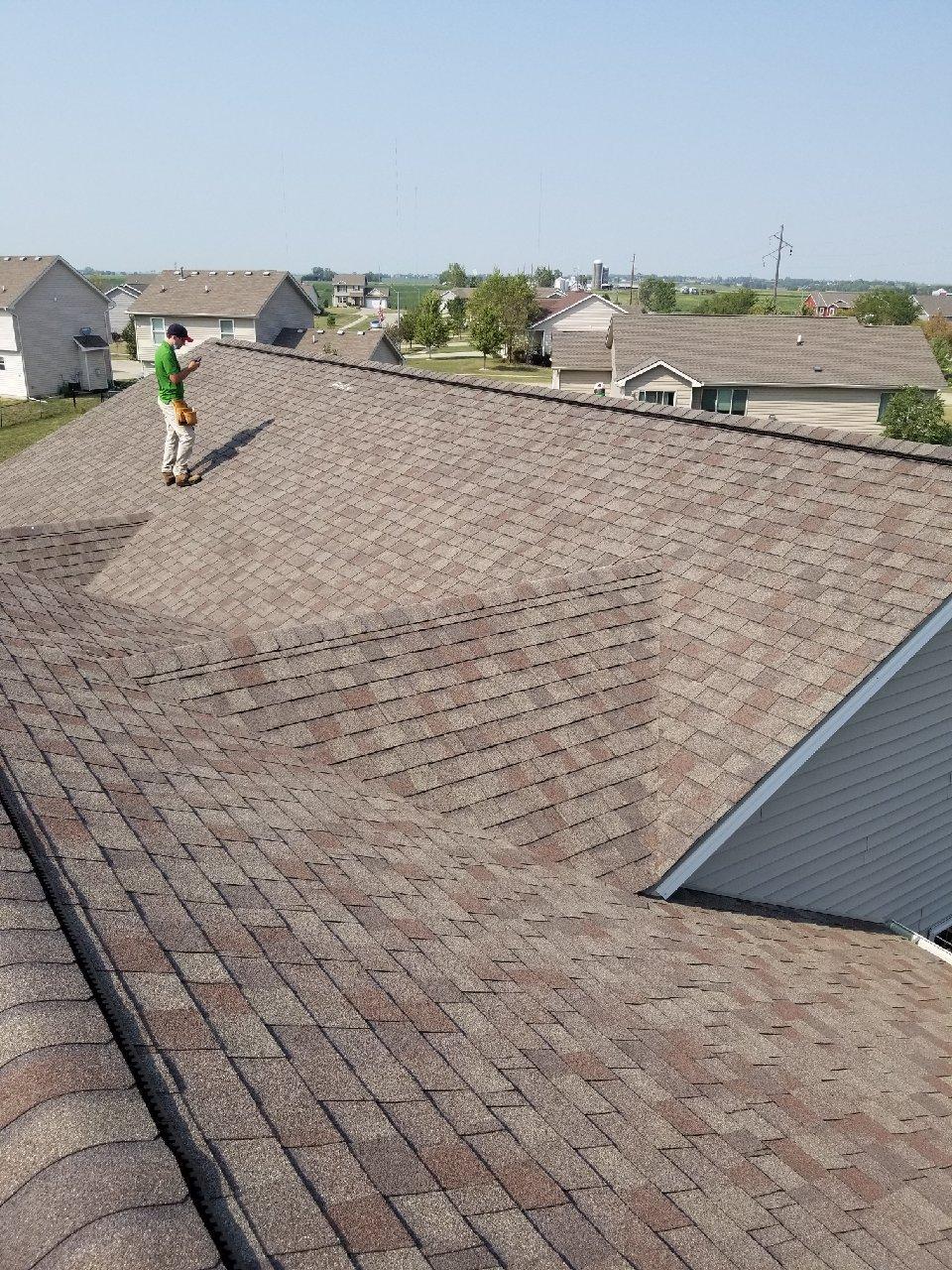 Urbina Roofing | 2401 Robin Dr, Bellevue, NE 68147, USA | Phone: (402) 350-4816